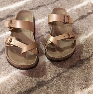 ❄ 2 for $15. Sandals